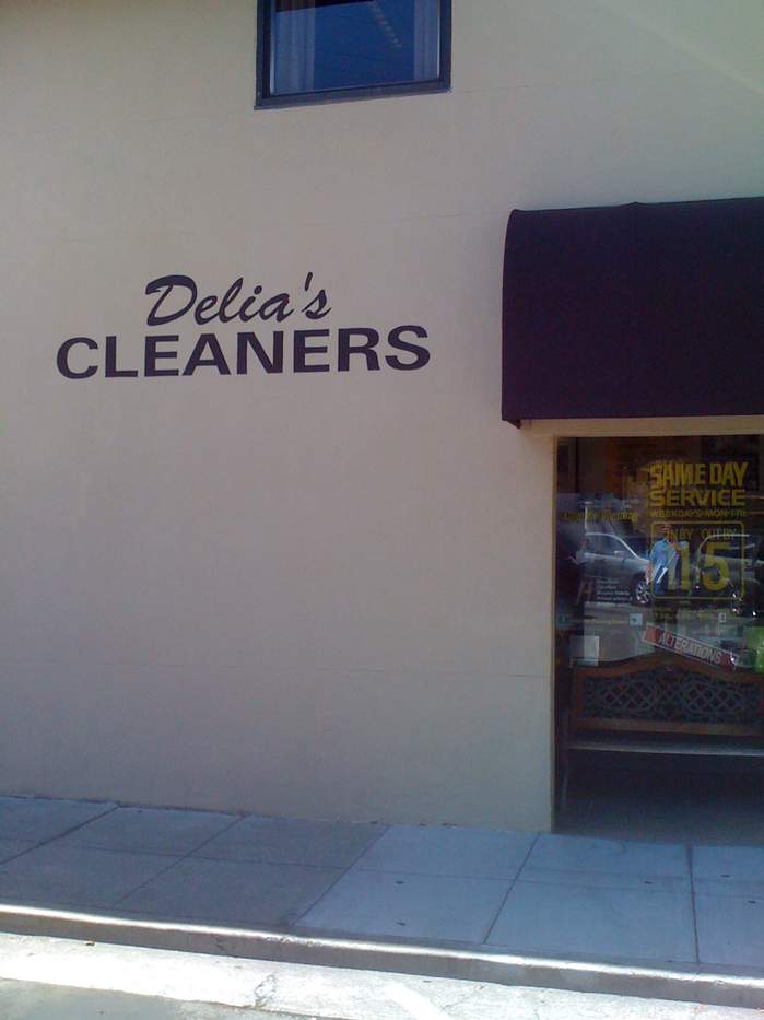Delia's Cleaners & Drapery Center